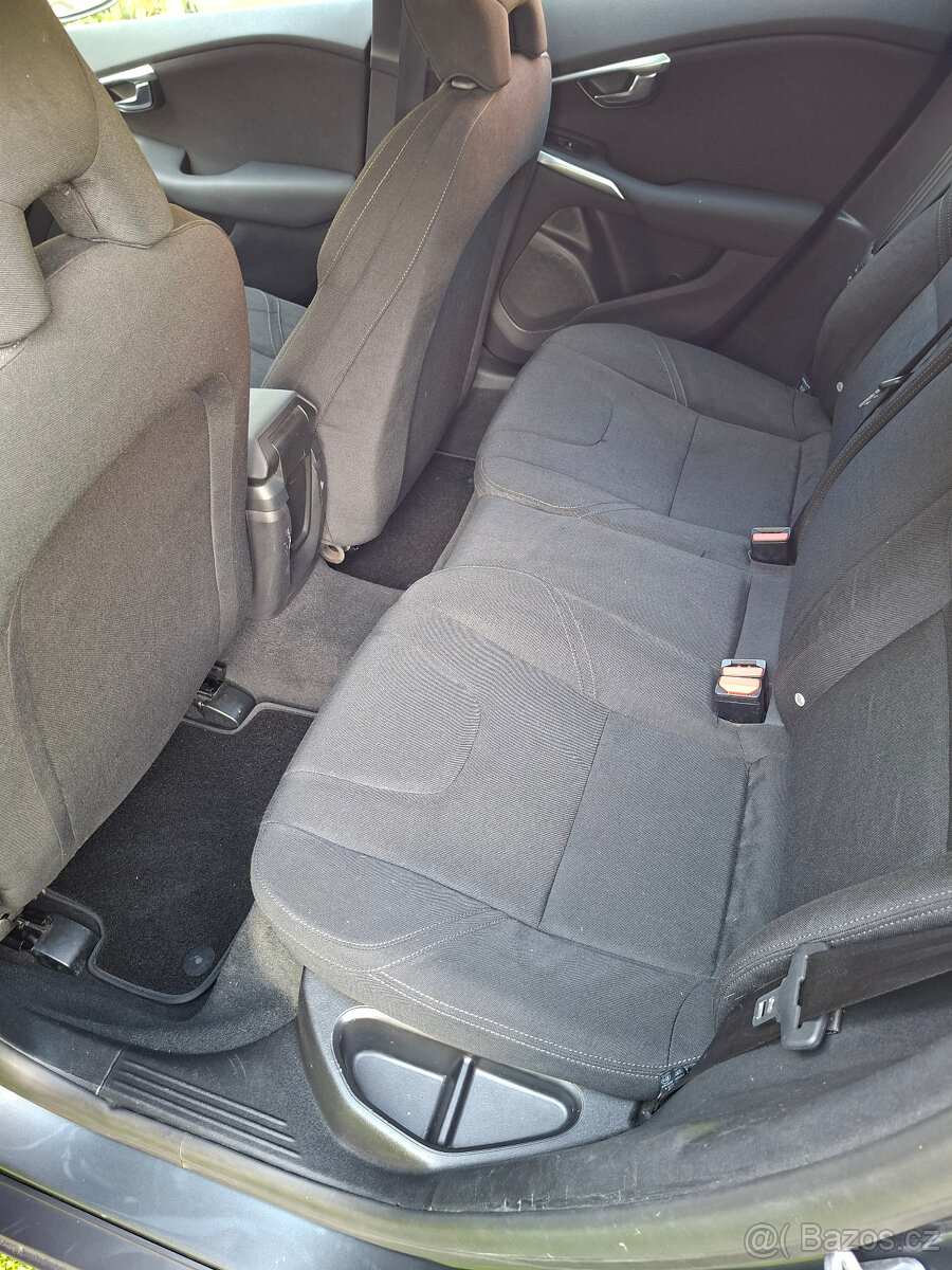 VOLVO V4 D2 - 13