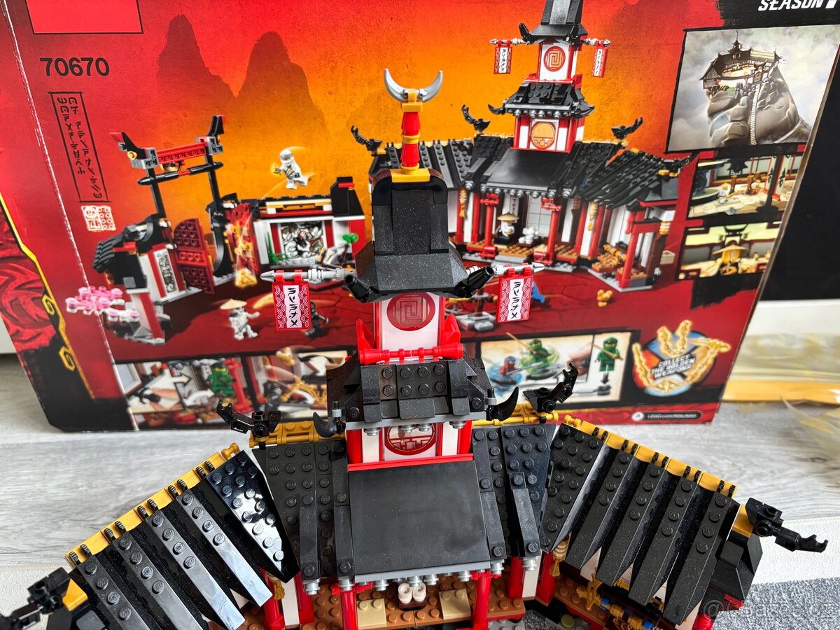 LEGO® Ninjago 70670 Chrám Spinjitzu - 13