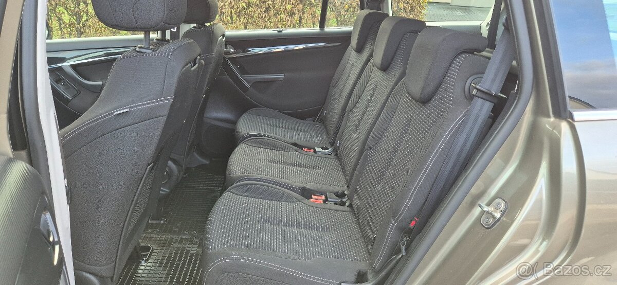 Citroen C4 Picasso 1.6i 16V 88Kw 61 740km TZ 7míst nové v ČR - 13