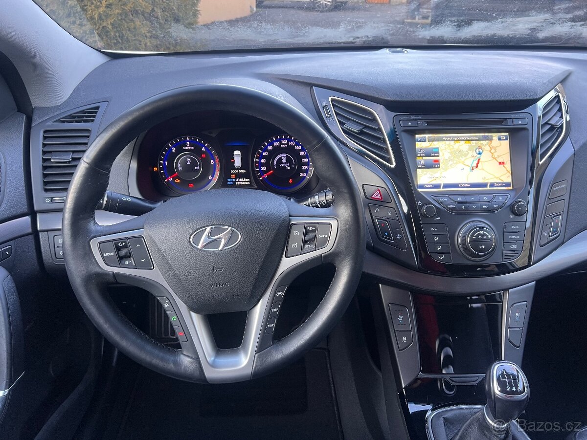 HYUNDAI I40 1.7CRDI -LED-XENON-NAVI-KEYLESS-INFINITY-2.MAJ - 13