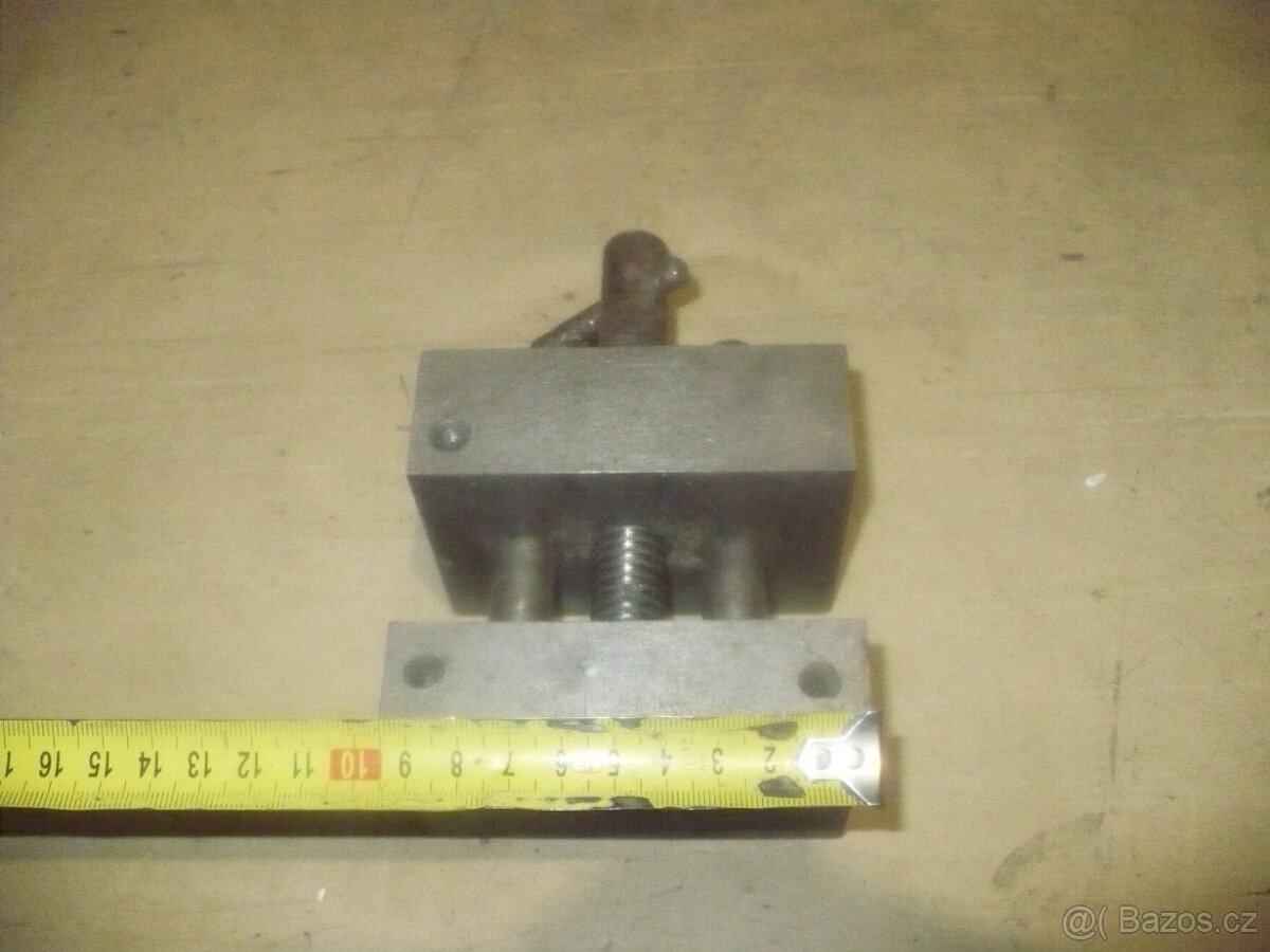 stahovák dvouramenný, strojní svěrák - 13