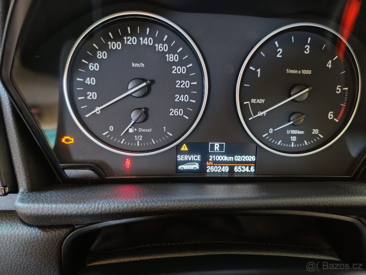 BMW 218d Gran Tourer 7míst - 13