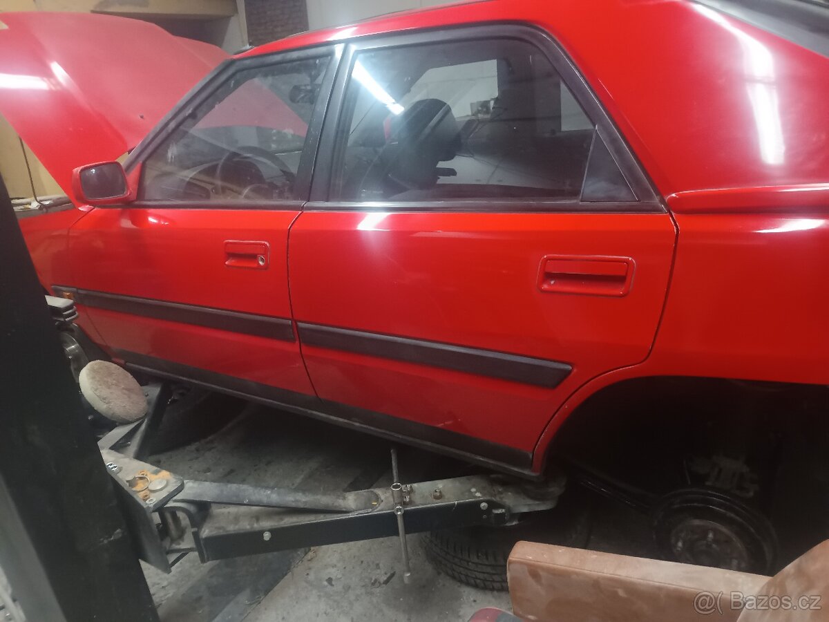 Mazda 323 F BG - 13