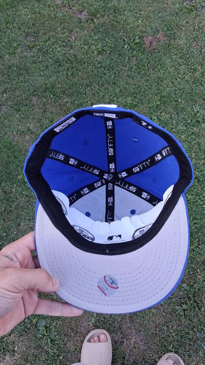 new era kšiltovky - 13