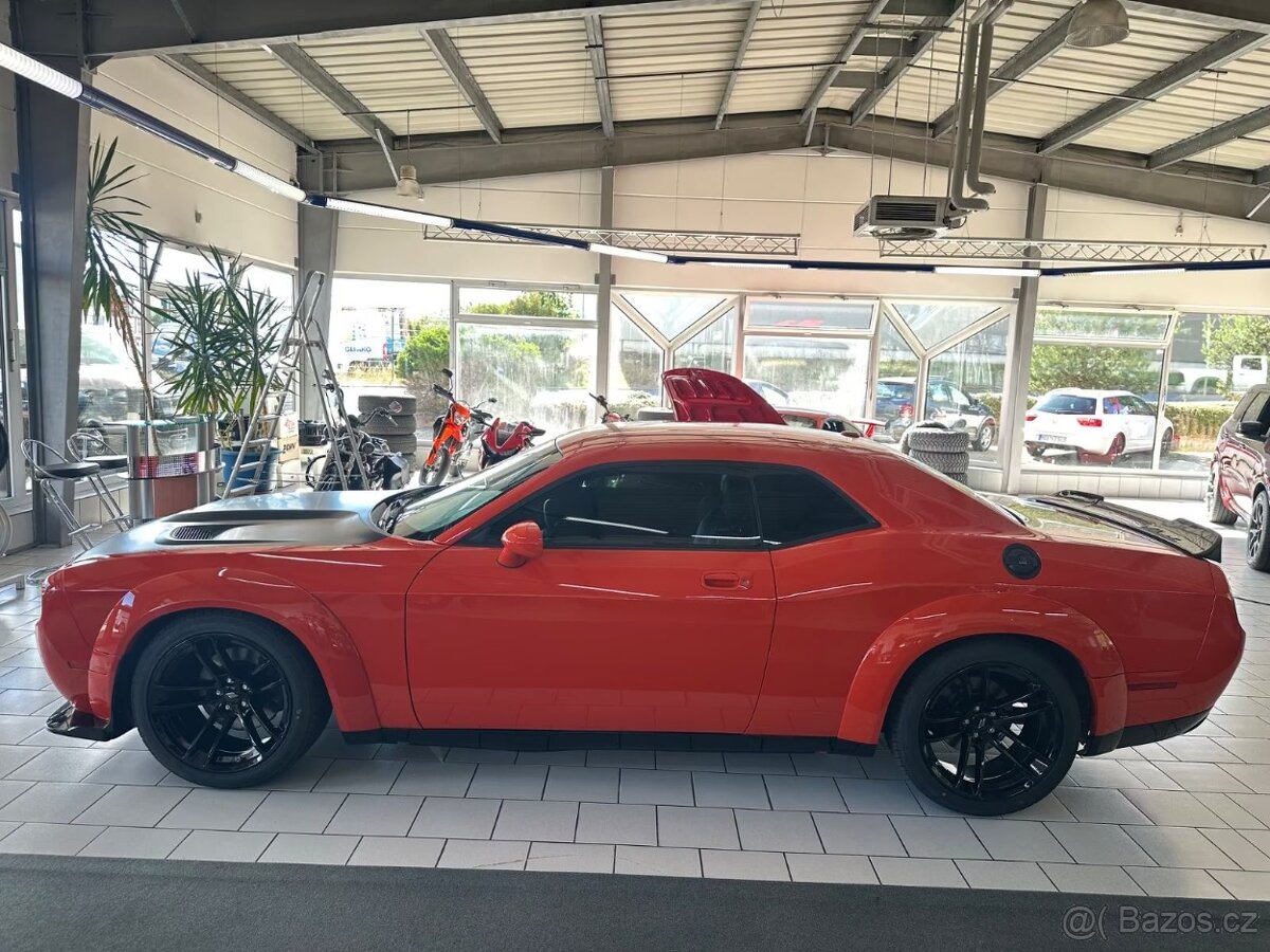 Dodge Challenger 5,7" R/T Widebody (č.1280) - 13