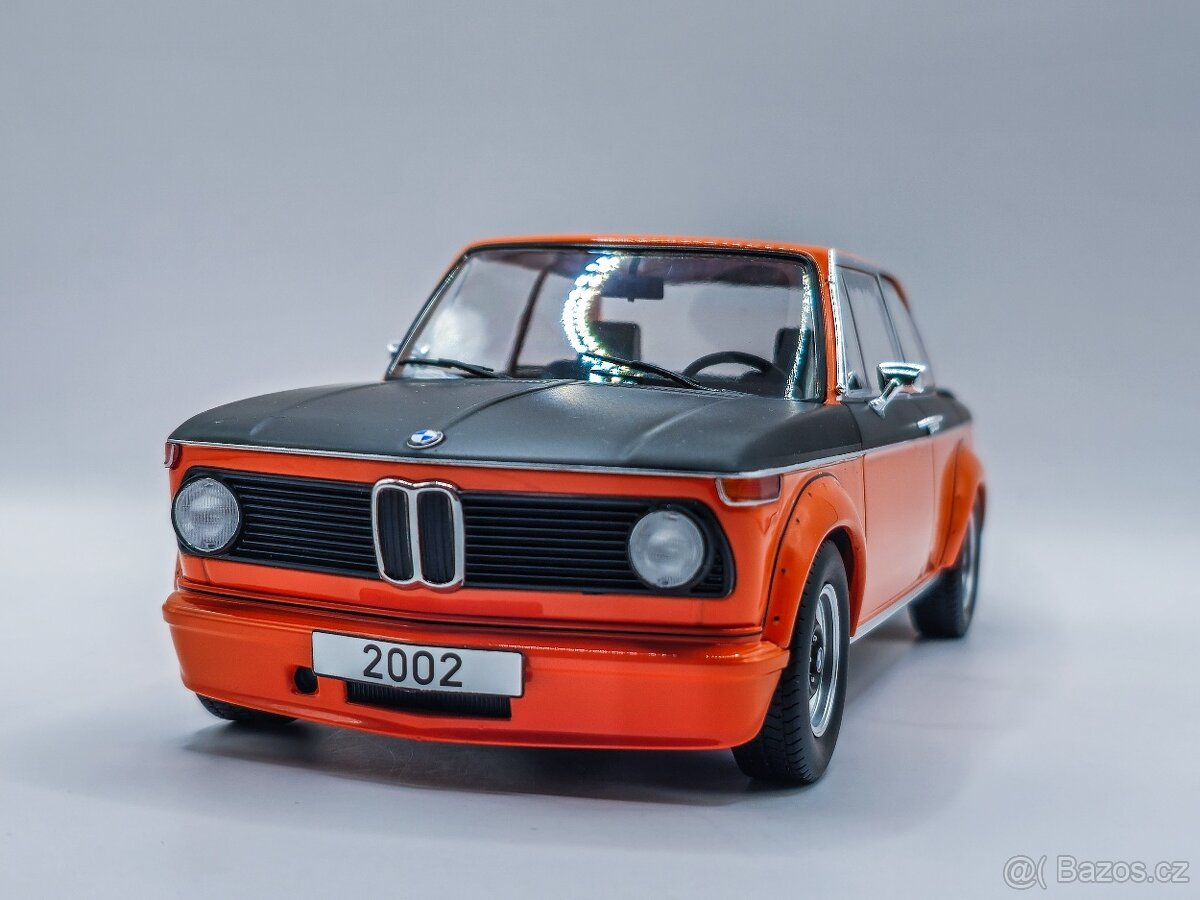 BMW 2002 Turbo 1:18 MCG - 13