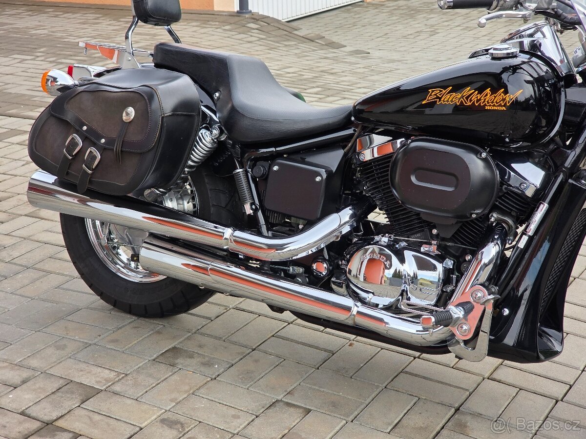 Honda VT 750DC Black Widow, původ ČR, opěrka, brašny, plexi - 13