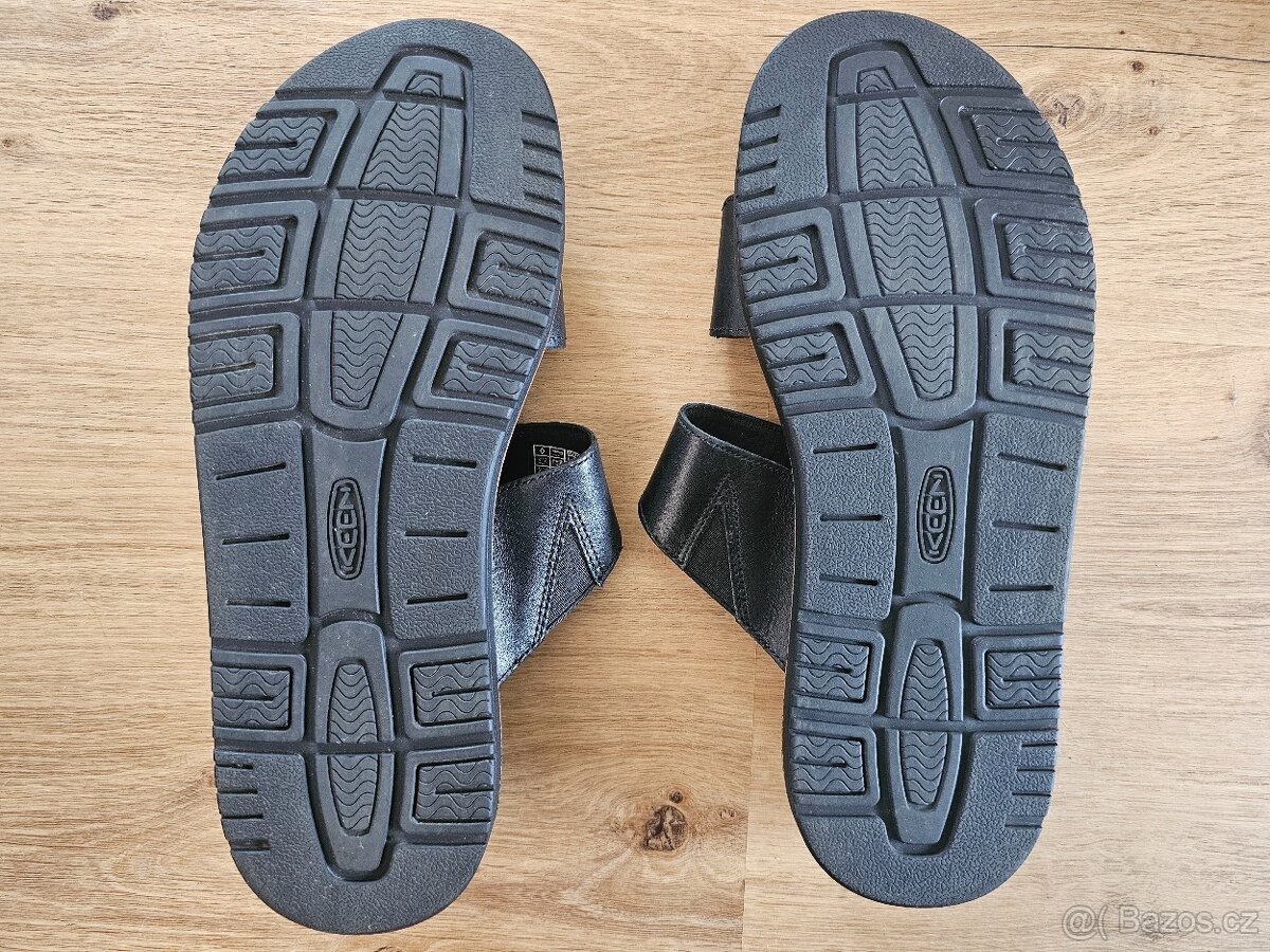 Kožené nazouváky Keen Lana Slide vel.41 - 13