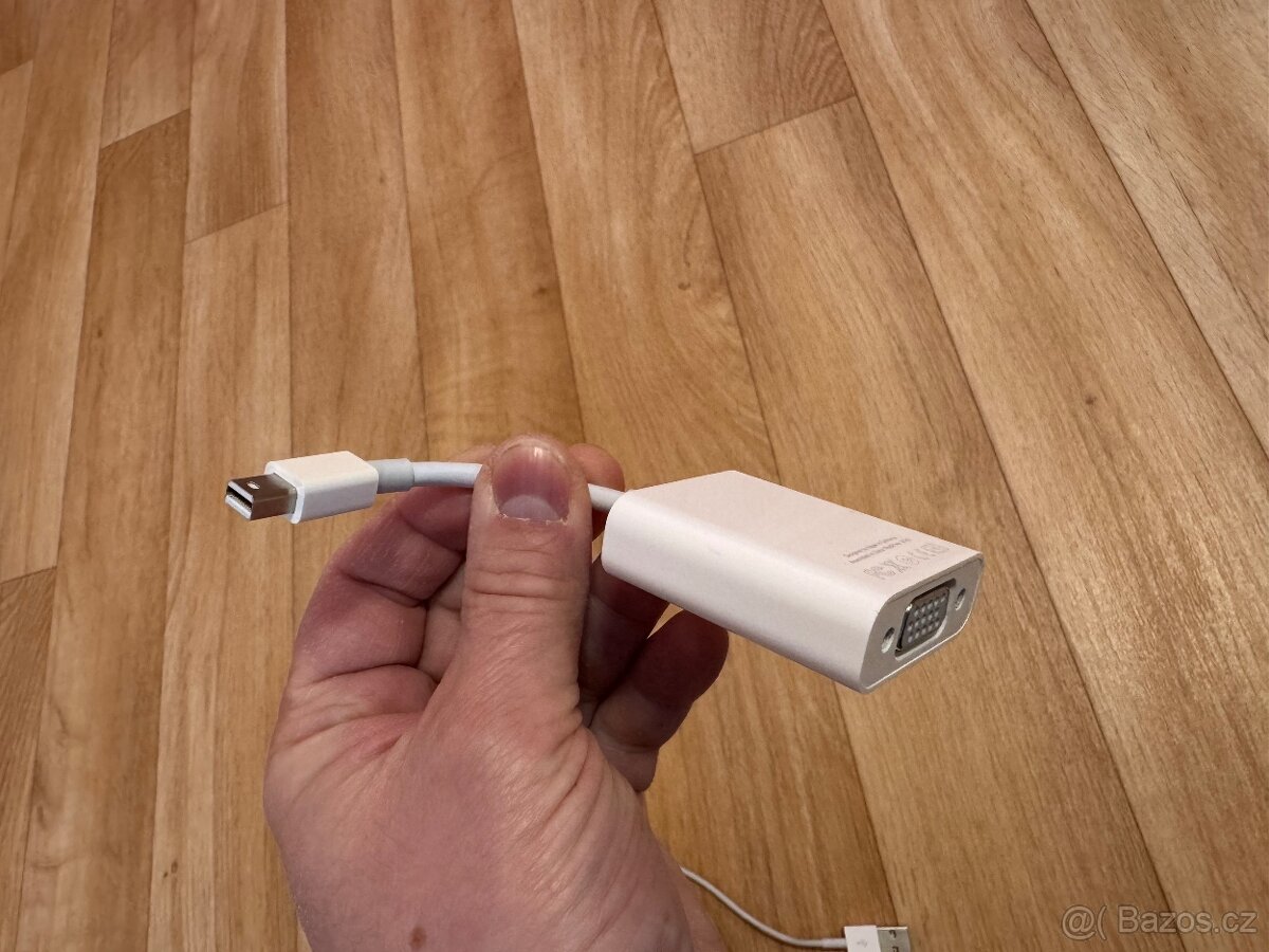 Apple kabely – iPhone + VGA MacBook Air TOP STAV - 13