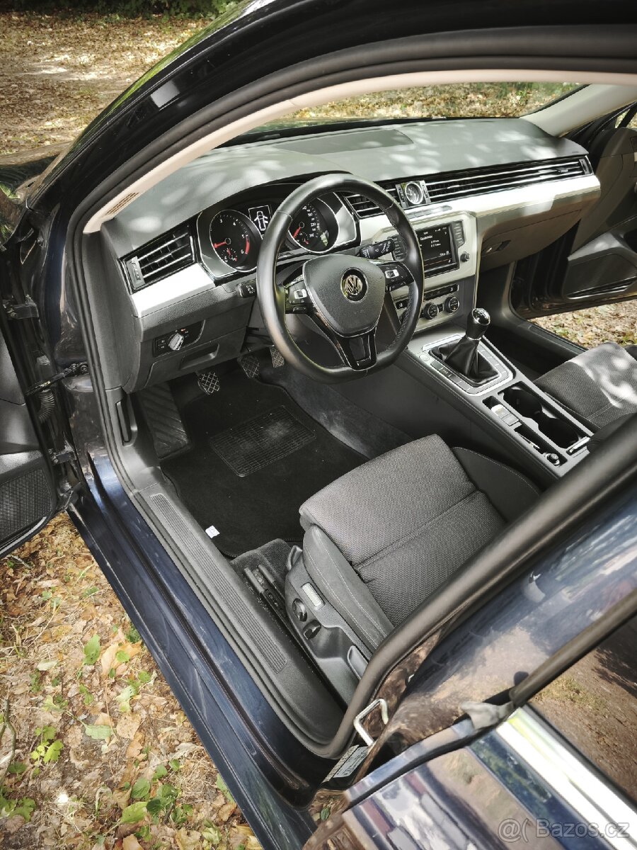 Volkswagen Passat B8 1.6TDI - 13
