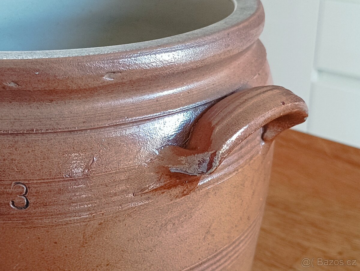 STARÝ SÁDELŇÁK CASTELMORON-SUR-LOT FR - 13