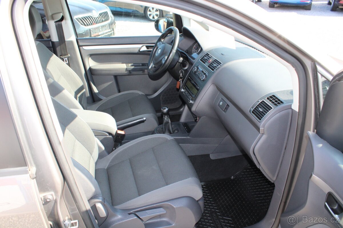 Volkswagen Touran 2.0TDI, r.v.2011 KLIMATRONIK XENONY - 13