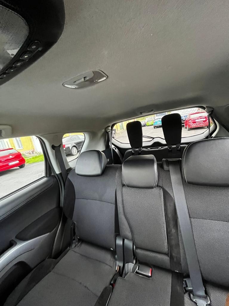 Mitsubishi Outlander 4x4 rv 2011 2.2 DI-D, Automat, 7-místný - 13