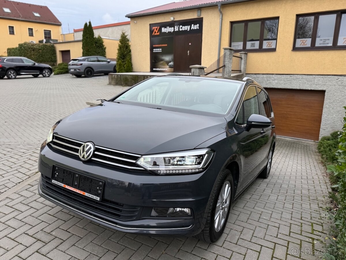 VW TOURAN 2,0TDi 110kW HIGHLINE DSG ACC NEZÁVISLÉ TOPENÍ - 13