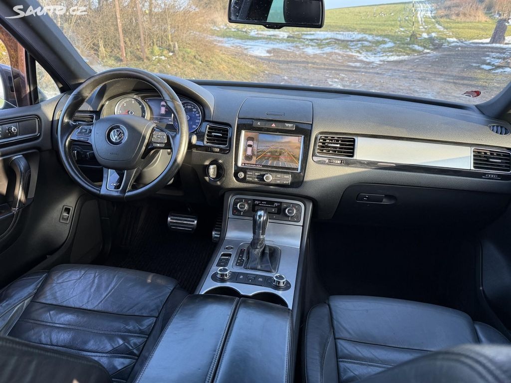 Volkswagen Touareg 4.2TDI V8 R-Line - 13