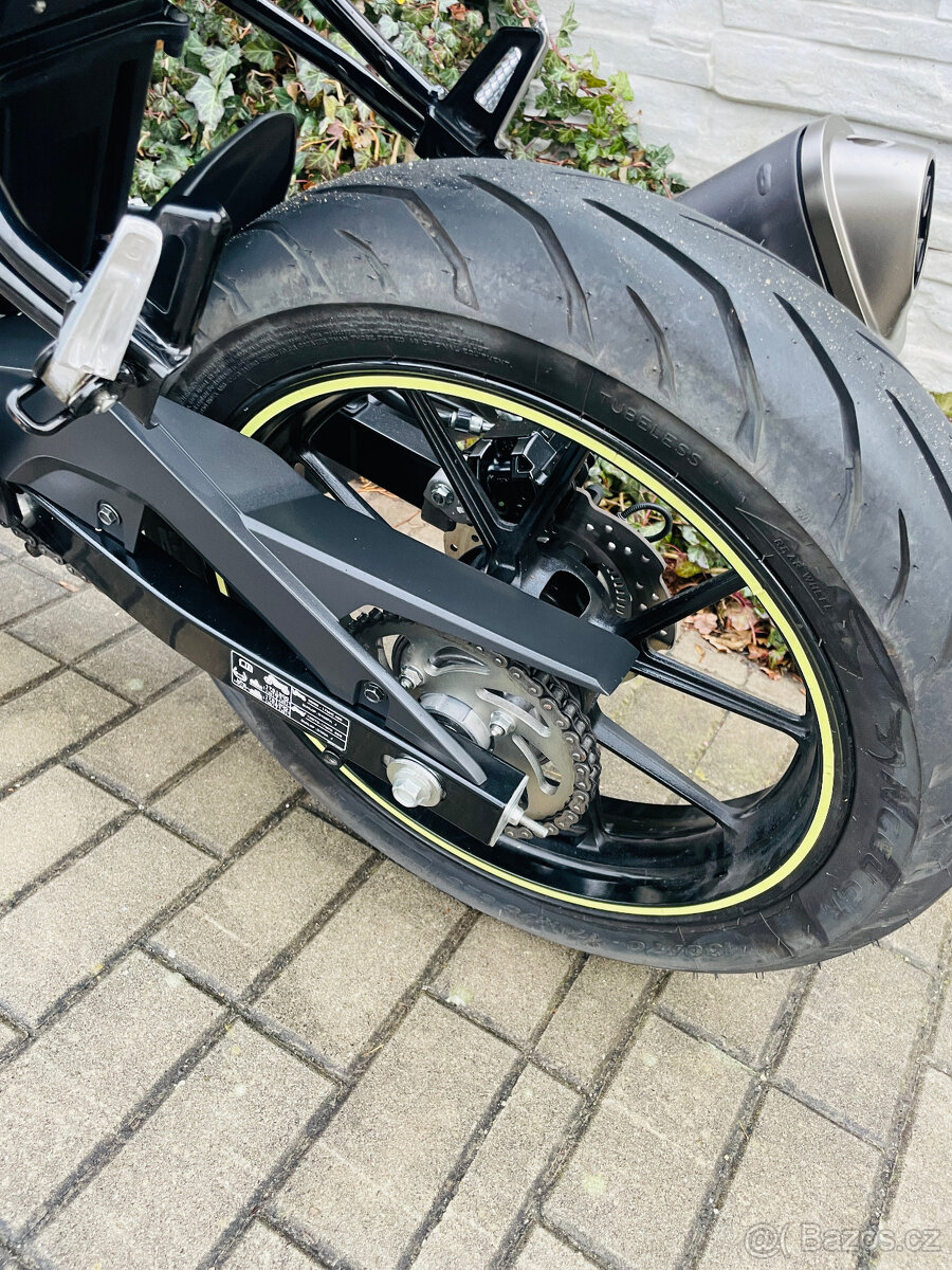 Suzuki GSXR 125 r.v.2018 najeto 21tis km - 13