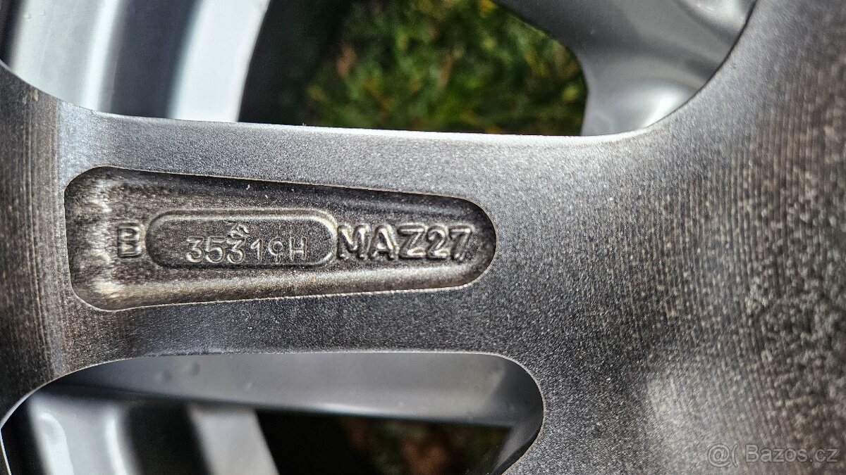 Mazda 3 zimní pneumatiky 205/60R16 elektrony 6,5Jx16 5x114,3 - 13