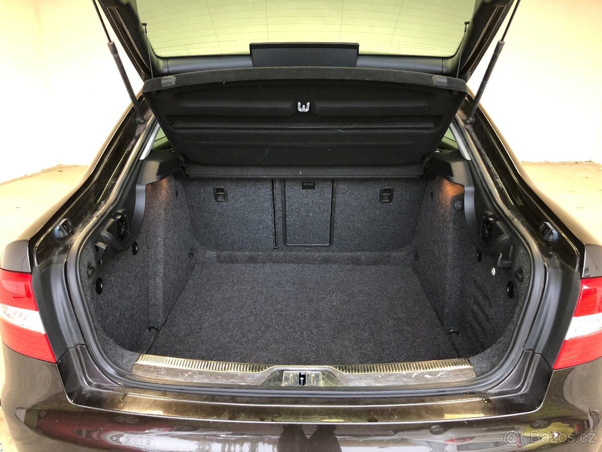 ŠKODA SUPERB 2.0 TDI - 13