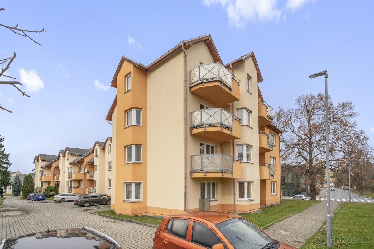 Prodej bytu 2+kk 53 m2, ulice tř. 1. máje, Dobřany - 13