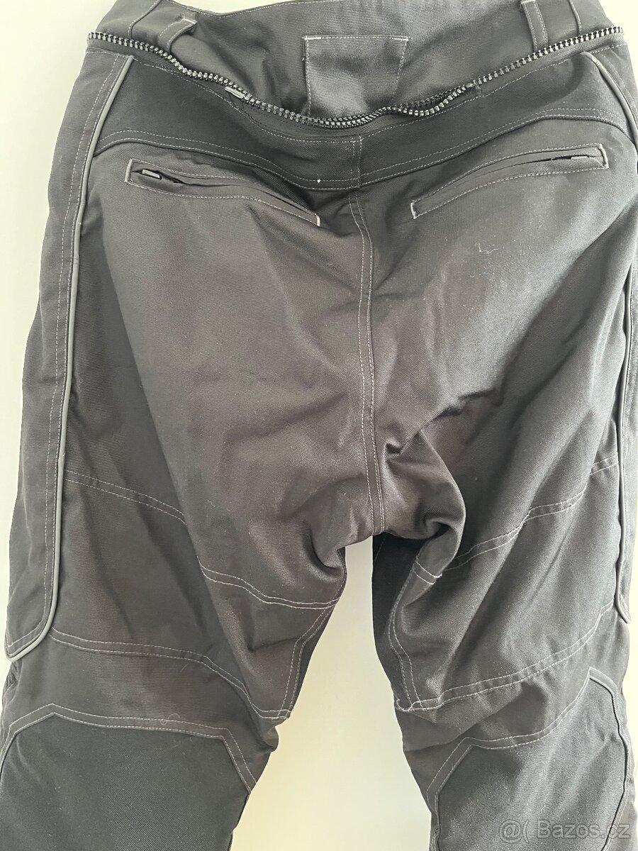 Motorkářské oblečení, držák páteře a tašku - 13