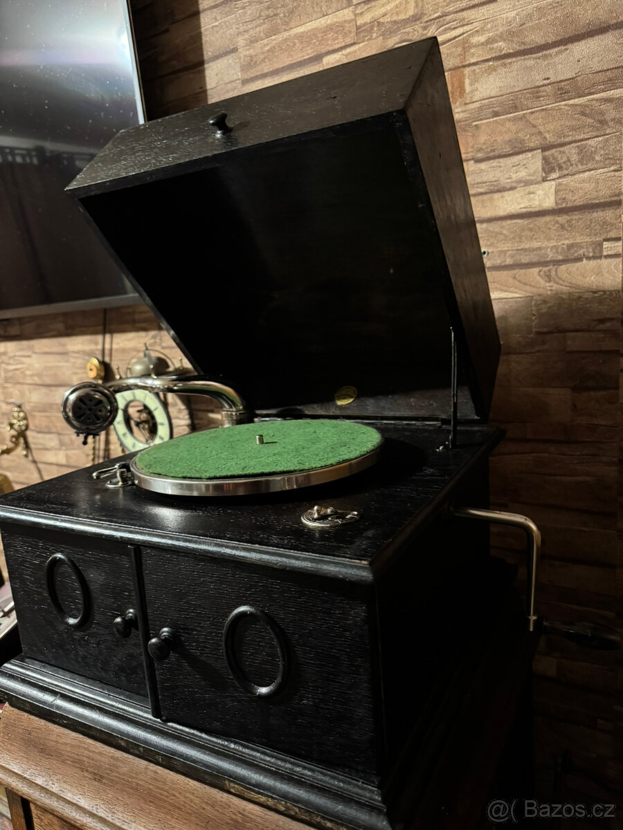 Starožitný gramofon v nevídáném top stavu. - 13