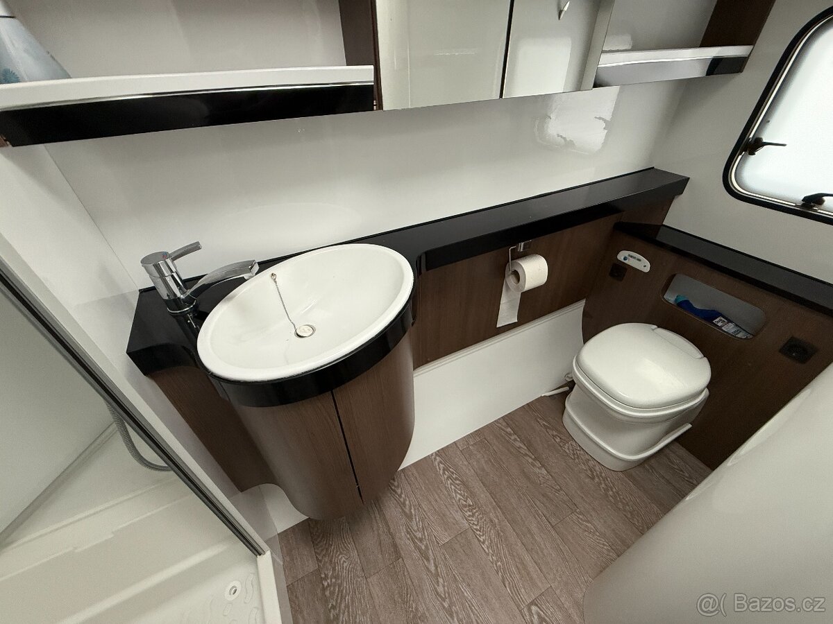 Karavan Hobby 560, klimatizace, držák kol - 13