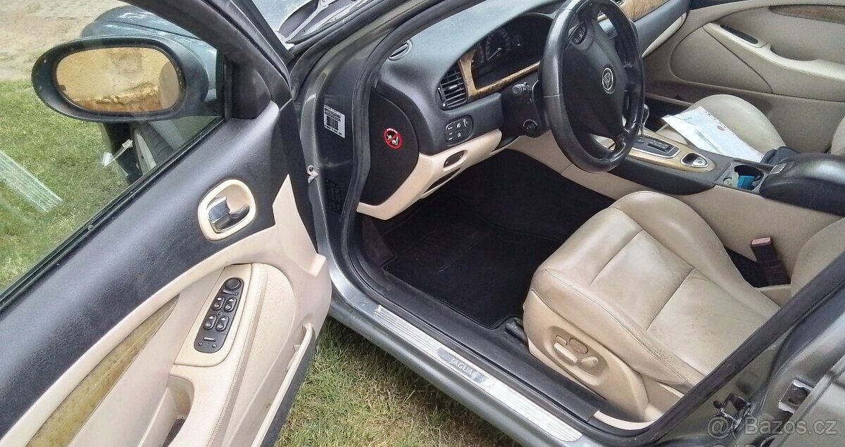 Jaguar S Type R Supercharger 4.2 V8 400PS - 13