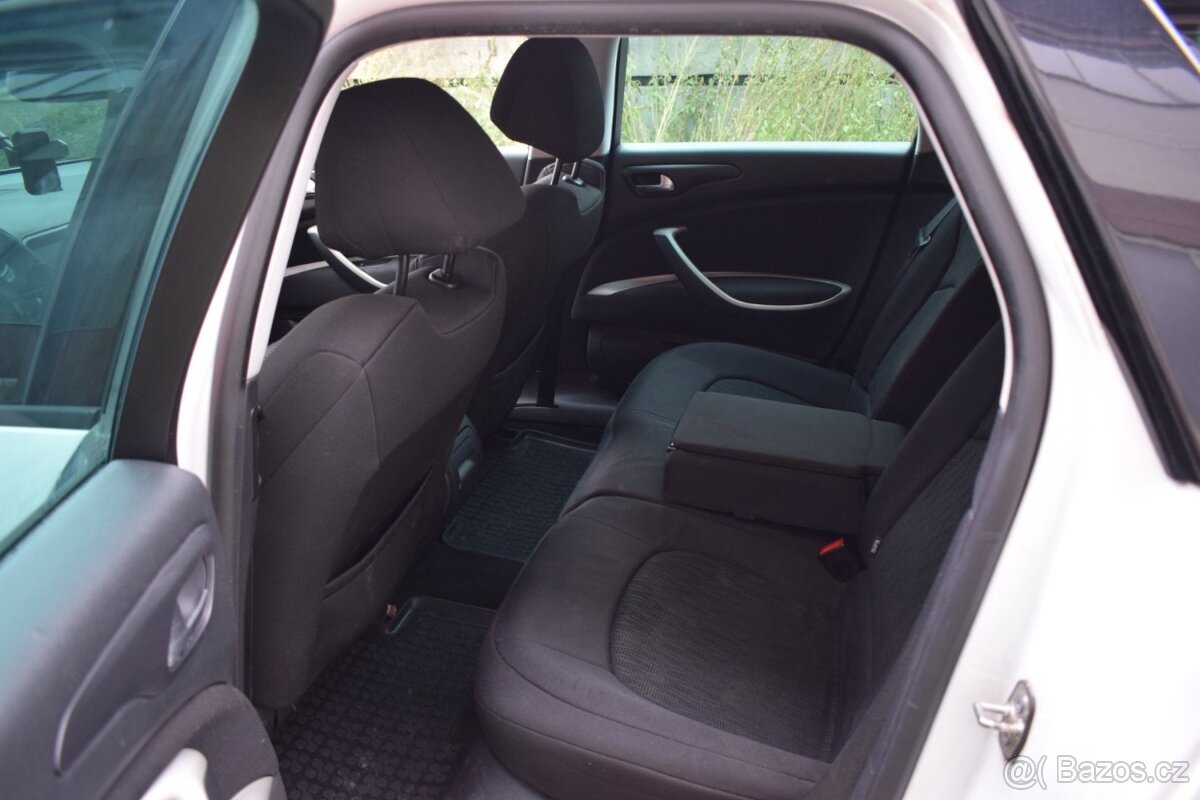 Citroën C5 KOMBI 2.0HDi/FACELIFT/MANUÁL/ - 13