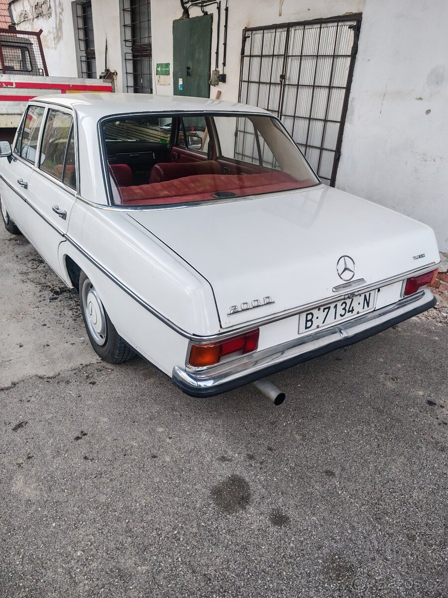 Mercedes w115 - 13