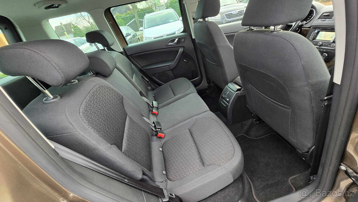 ŠKODA YETI 2.0TDI ELEGANCE PLUS EDITION 4x4 - 13