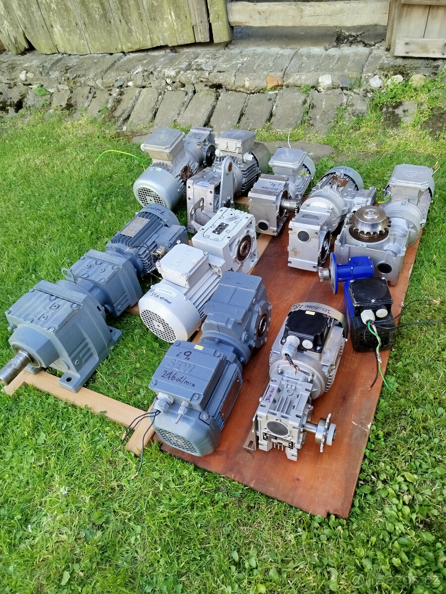 elektromotory s převodovkami - 13