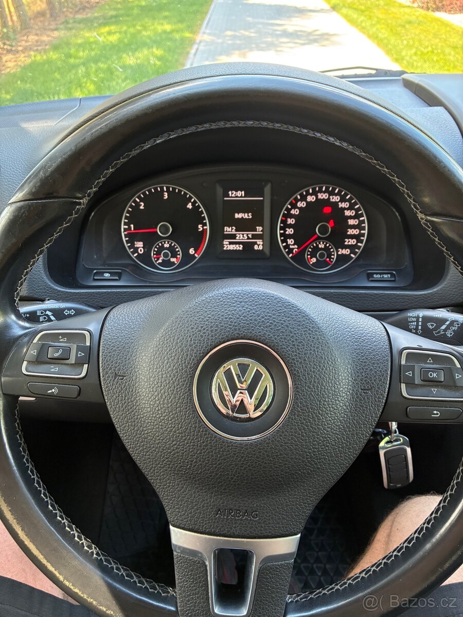 Prodám VW Multivan GP 2.0tdi 103kw - 13