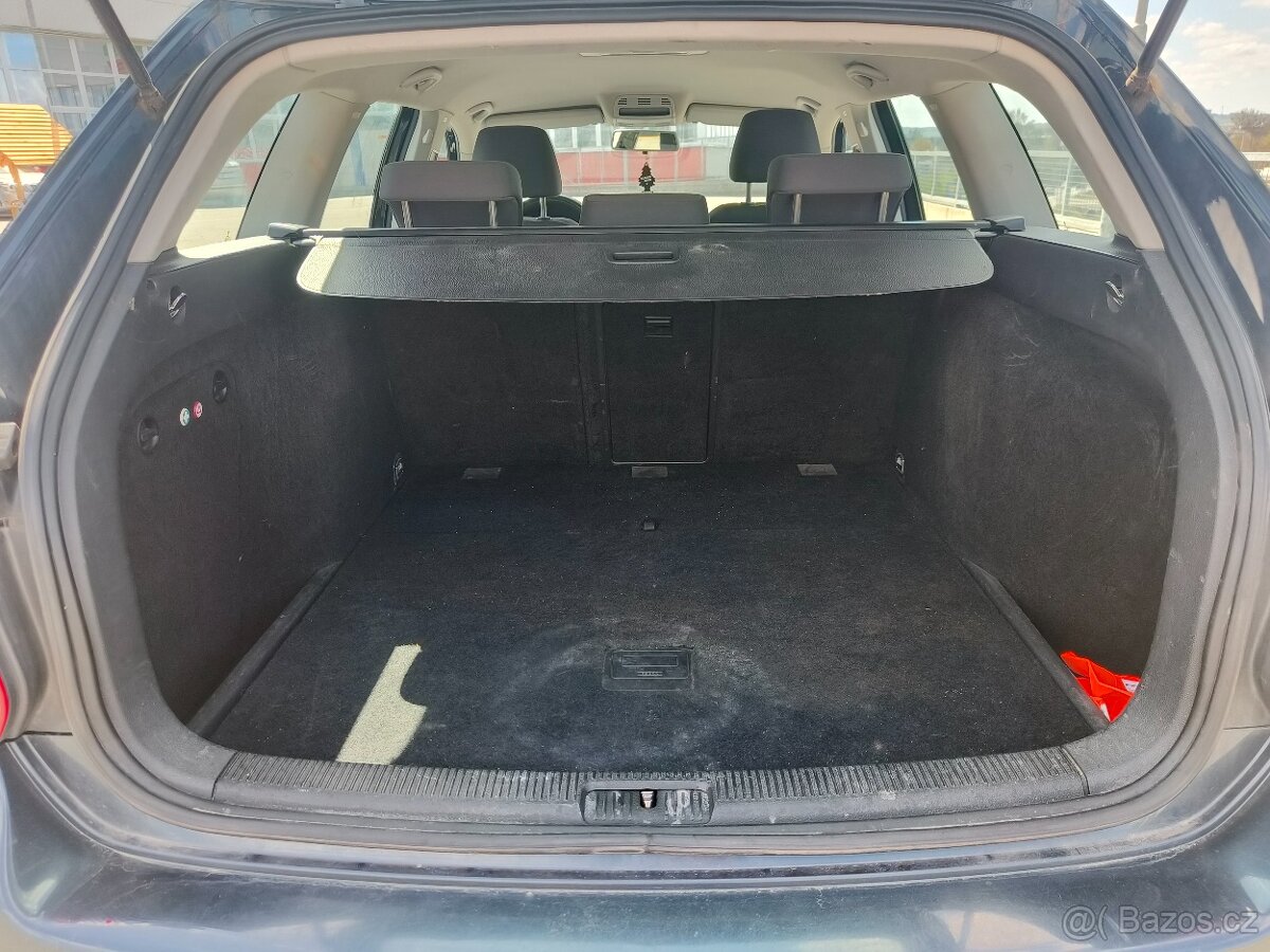 VW GOLF V kombi 1.9 TDI 77kw - 13