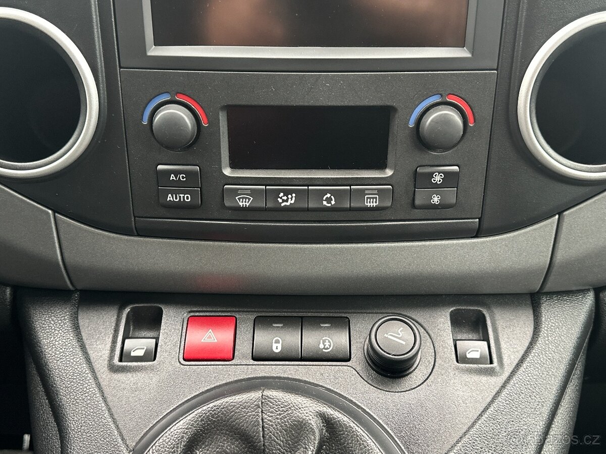 Citroen Berlingo 1.2i PT 110PS Multispace Shine - 13