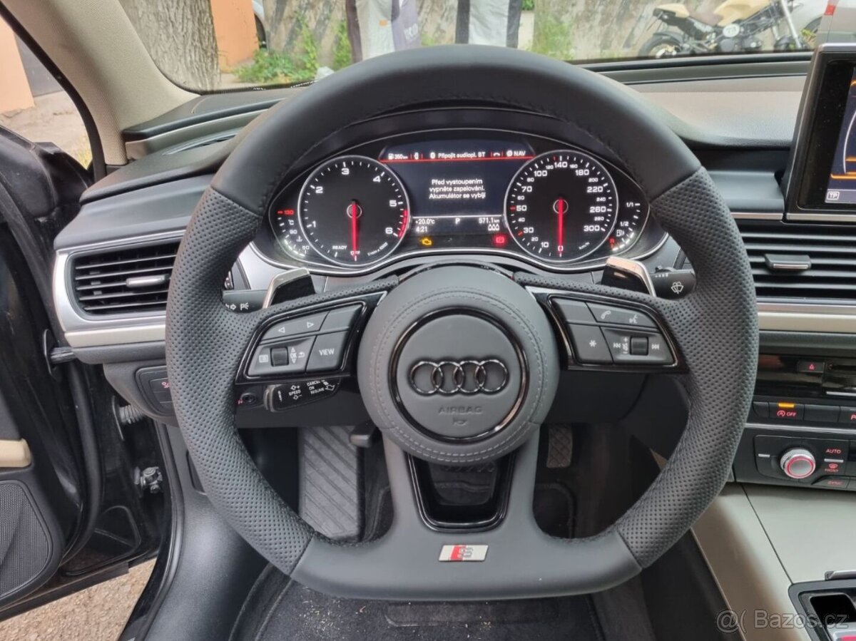 -AUDI MULTIFUNKCNY VOLANT ALKANTARA s logom S - 13