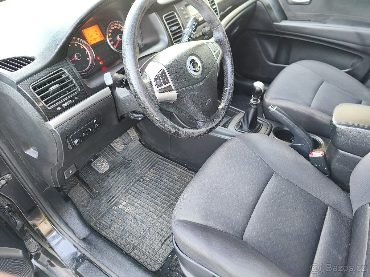 SSANGYONG KORANDO 2,0 i 16V LPG - 13