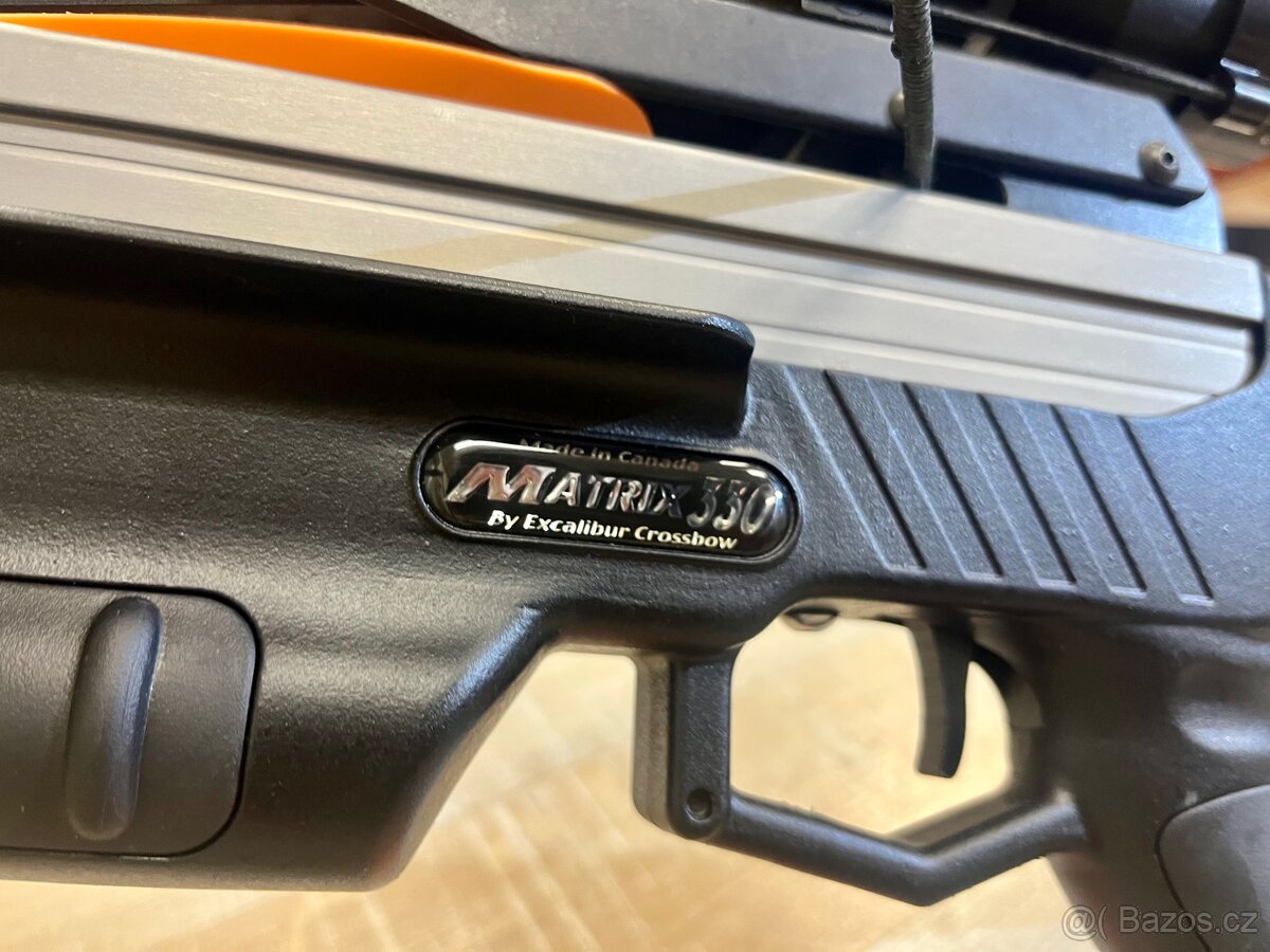 Kuše Excalibur Matrix 330 Black - 13