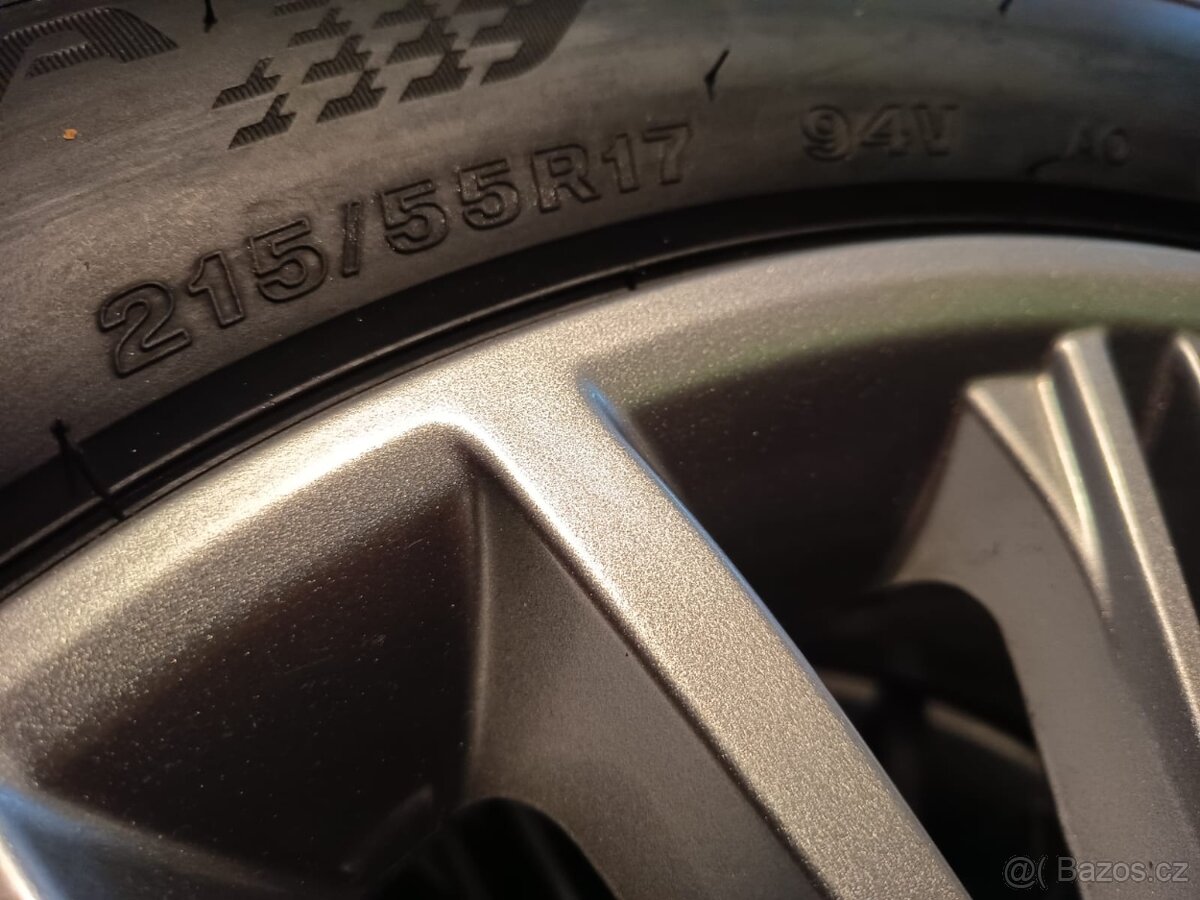 215/55R17 Hyundai Kona - 13