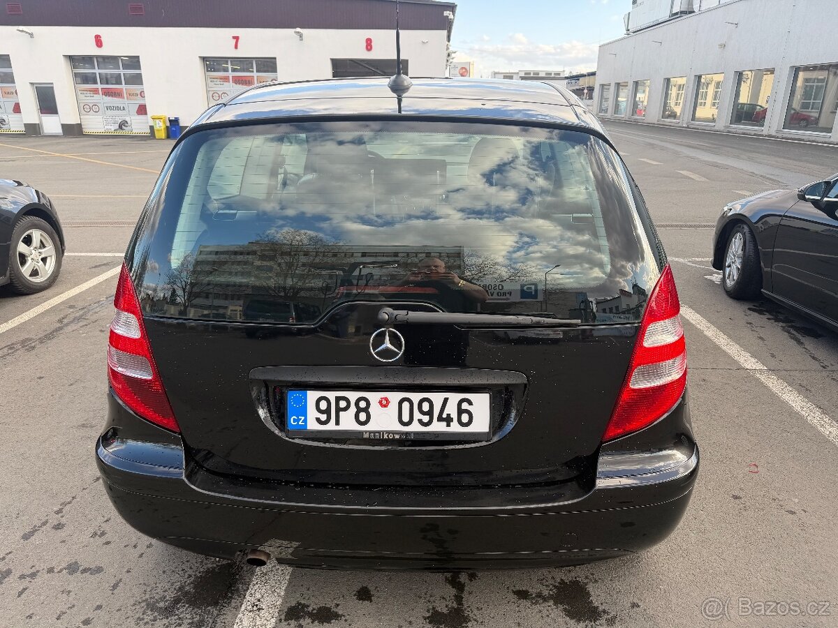 Mercedes A150 benzin - 13