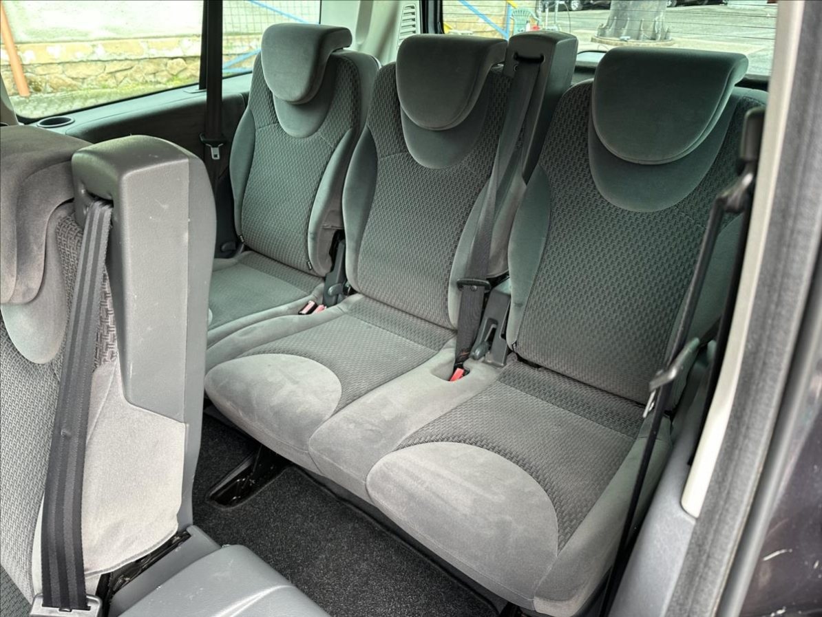 Prodáme Citroën Jumpy 2.0HDI 120kW 2013 185669km8.MÍST EXECU - 13