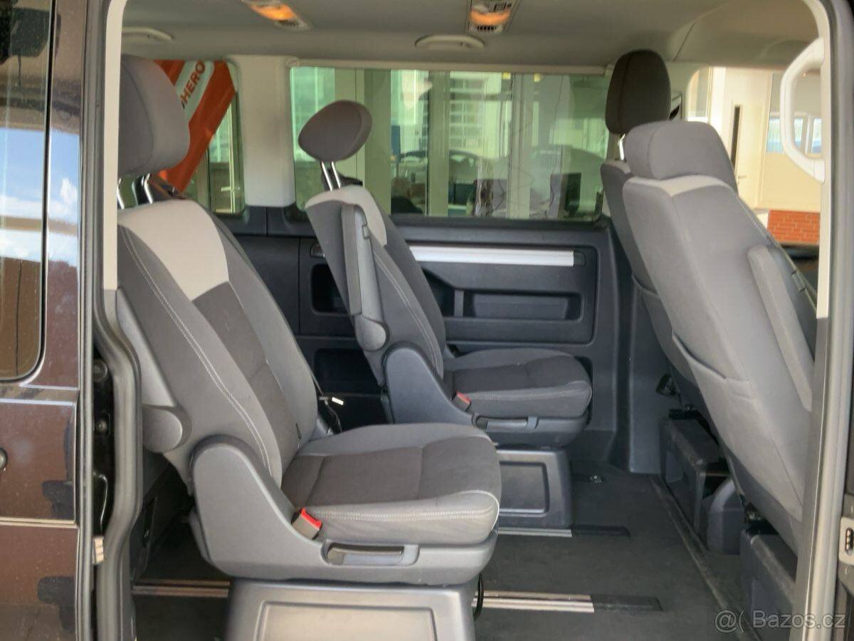 VW T5 Multivan 2.0 TDI 103kW,1.Majitel,2014,Tažné. - 13
