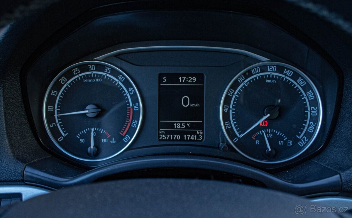 Škoda Octavia Combi RS 2.0 TDI - 13