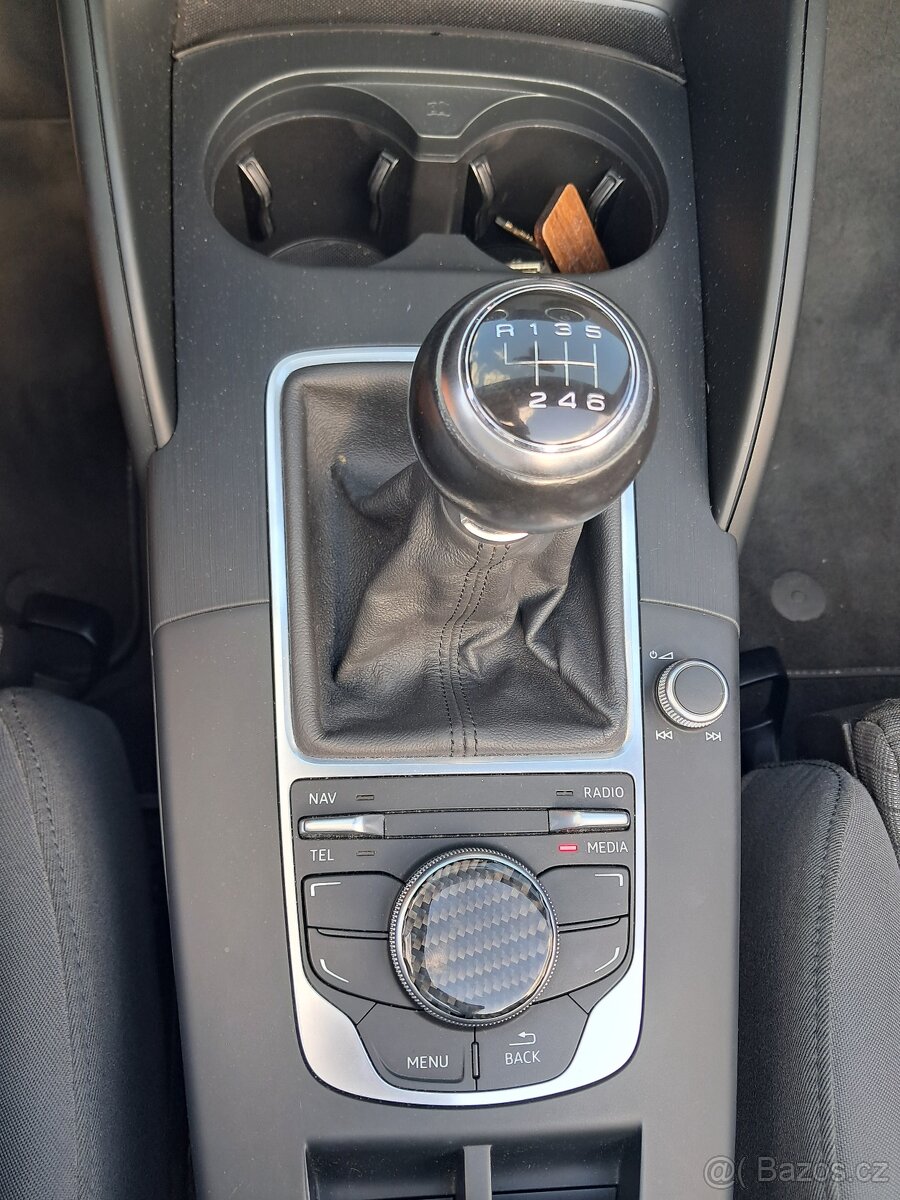 Audi A3 Cabrio, 2.0TDi, 135kw, MANUÁL - 13