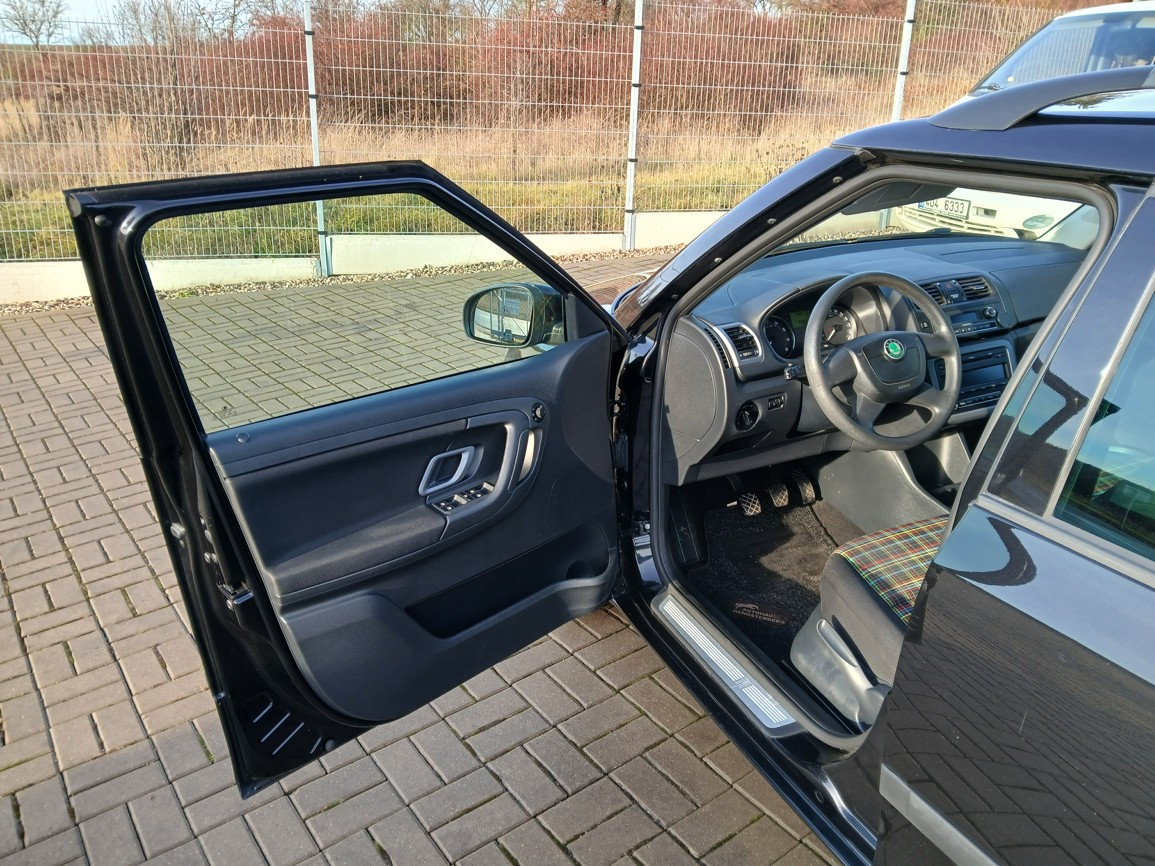 Škoda Fabia 1,2 TSI Nová TK Servisní knížka - 13