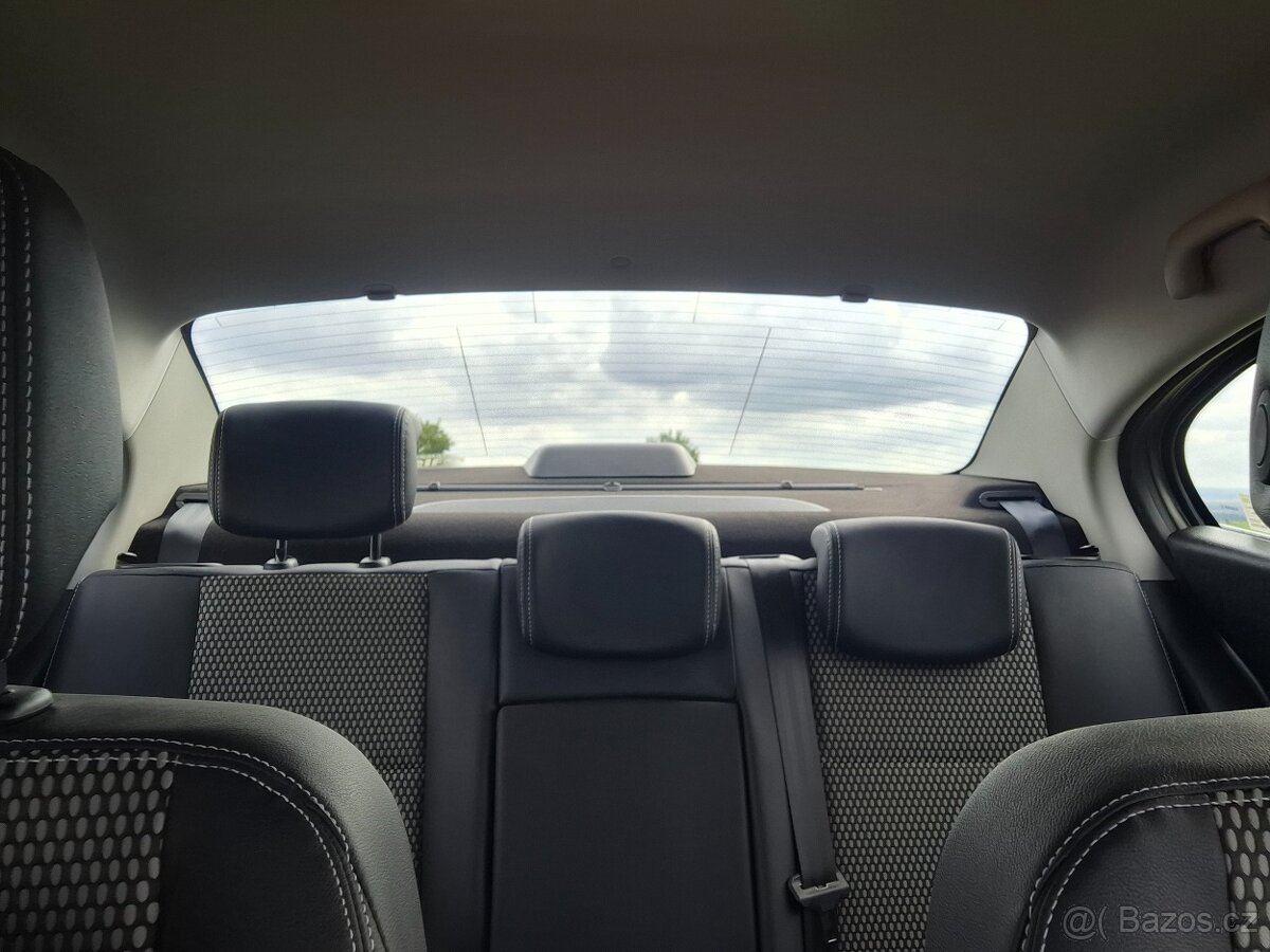 Renault Fluence 1,6 16V - 13