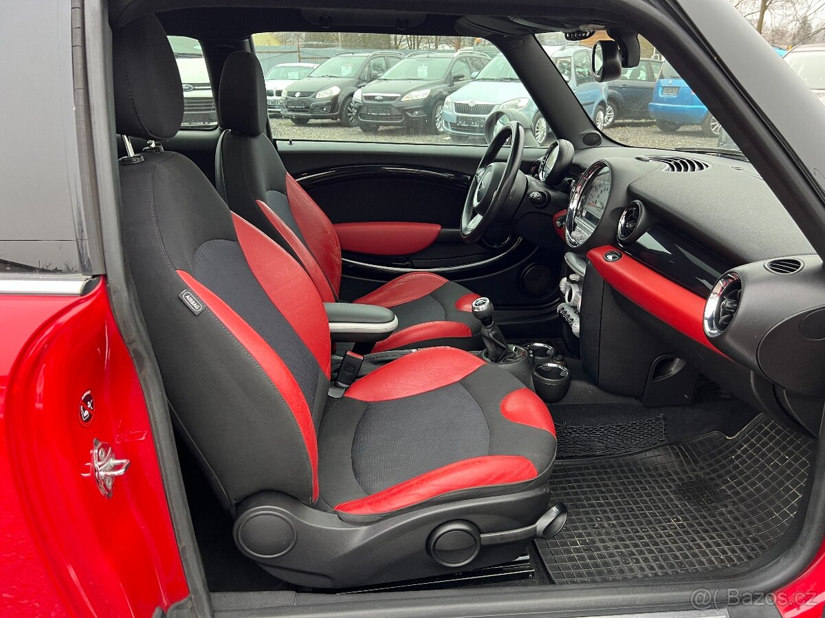 Mini Cooper Clubman 1.6d 80 kW Servis,Stav,Alu - 13