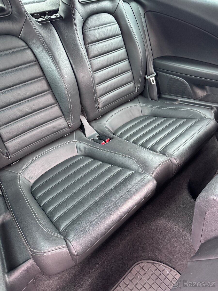 Volkswagen Scirocco R - 13