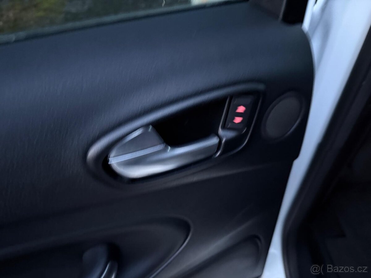 Ford S-Max 2.2 TDCI 147kw Titanium - 13