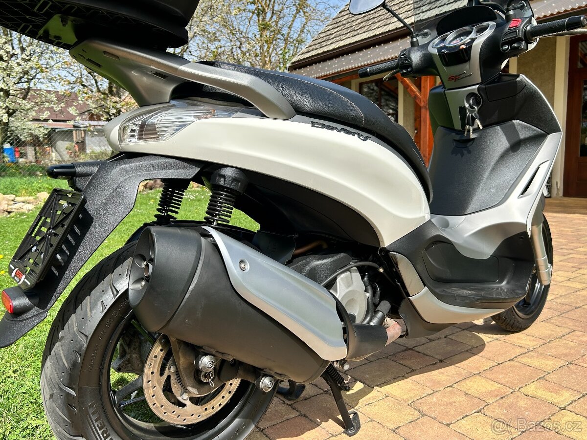 Piaggio Beverly 350 - 13