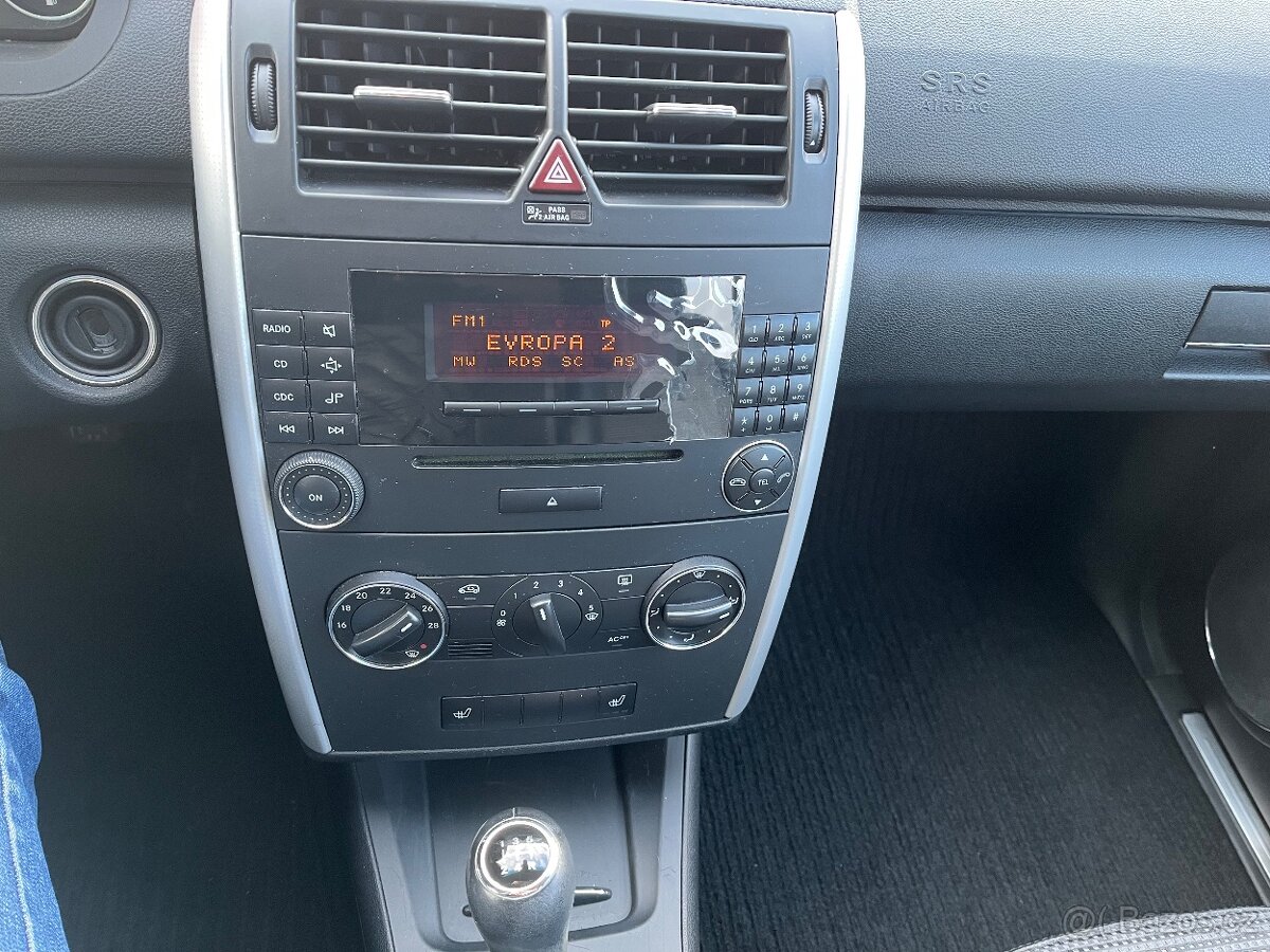 Mercedes-Benz A 170 Avantgarde - 13